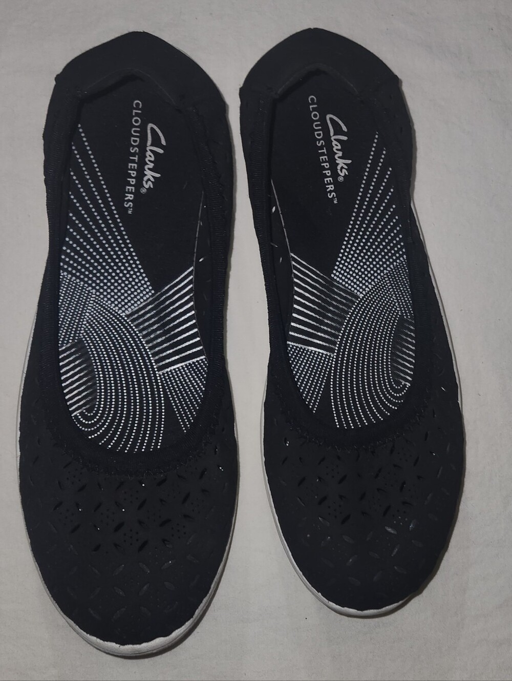 Clarks Women's Black Cloudsteppers Slip-On Comfort Shoes Size 8.5 - Picture 2 of 9